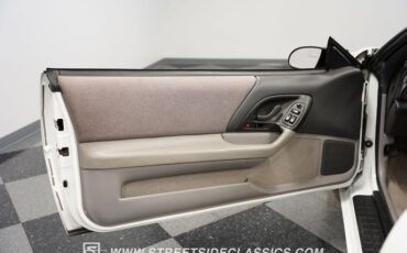 Chevrolet-Camaro-1994-White-Gray-26