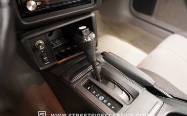 Chevrolet-Camaro-1994-White-Gray-27