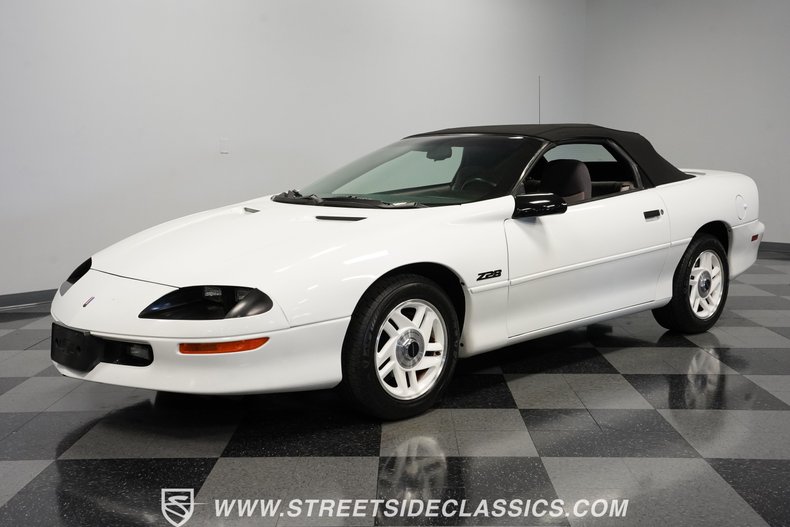 Chevrolet-Camaro-1994-White-Gray-35