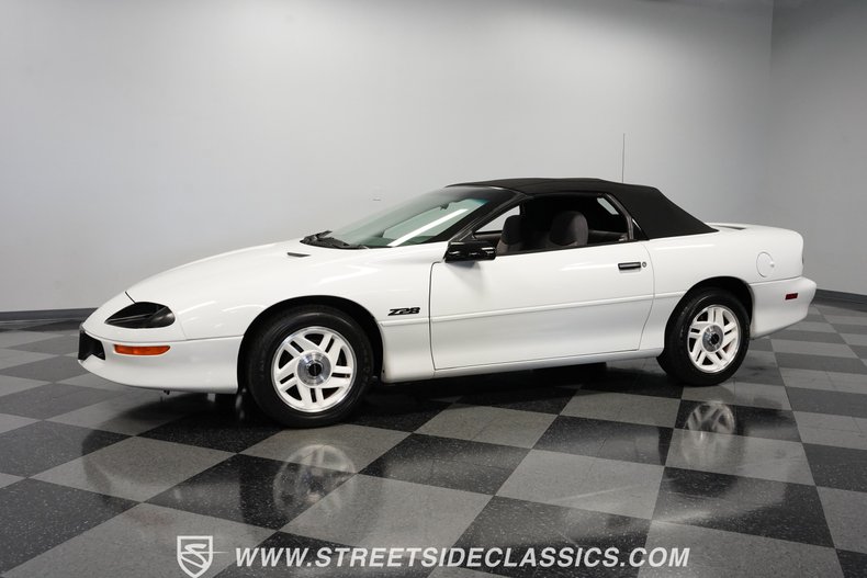 Chevrolet-Camaro-1994-White-Gray-36