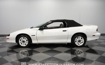 Chevrolet-Camaro-1994-White-Gray-37