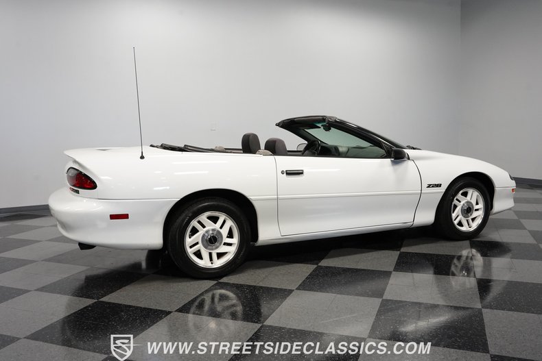 Chevrolet-Camaro-1994-White-Gray-4