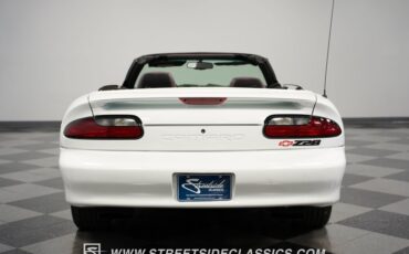 Chevrolet-Camaro-1994-White-Gray-40