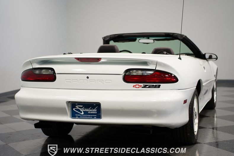 Chevrolet-Camaro-1994-White-Gray-43