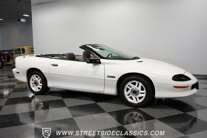 Chevrolet-Camaro-1994-White-Gray-6