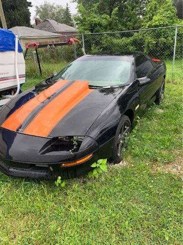 Chevrolet-Camaro-1995-Black-Gray-4