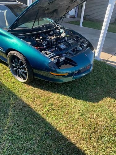 Chevrolet-Camaro-1995-Green-Brown-1