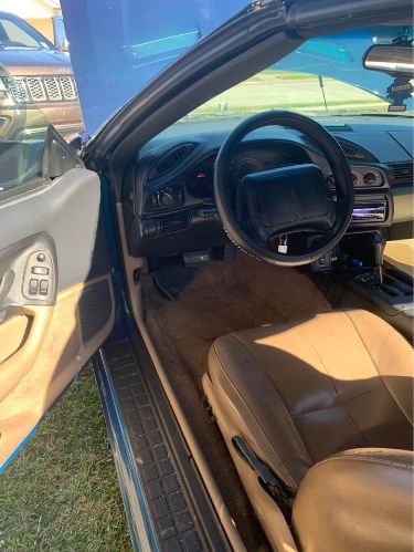 Chevrolet-Camaro-1995-Green-Brown-4