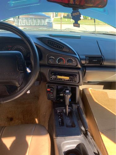 Chevrolet-Camaro-1995-Green-Brown-6