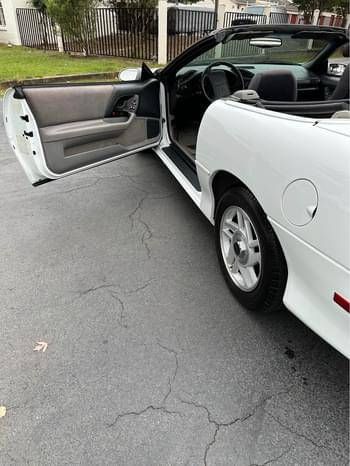 Chevrolet-Camaro-1995-White-BlackGray-8