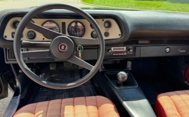 Chevrolet-Camaro-4-Speed-1977-10