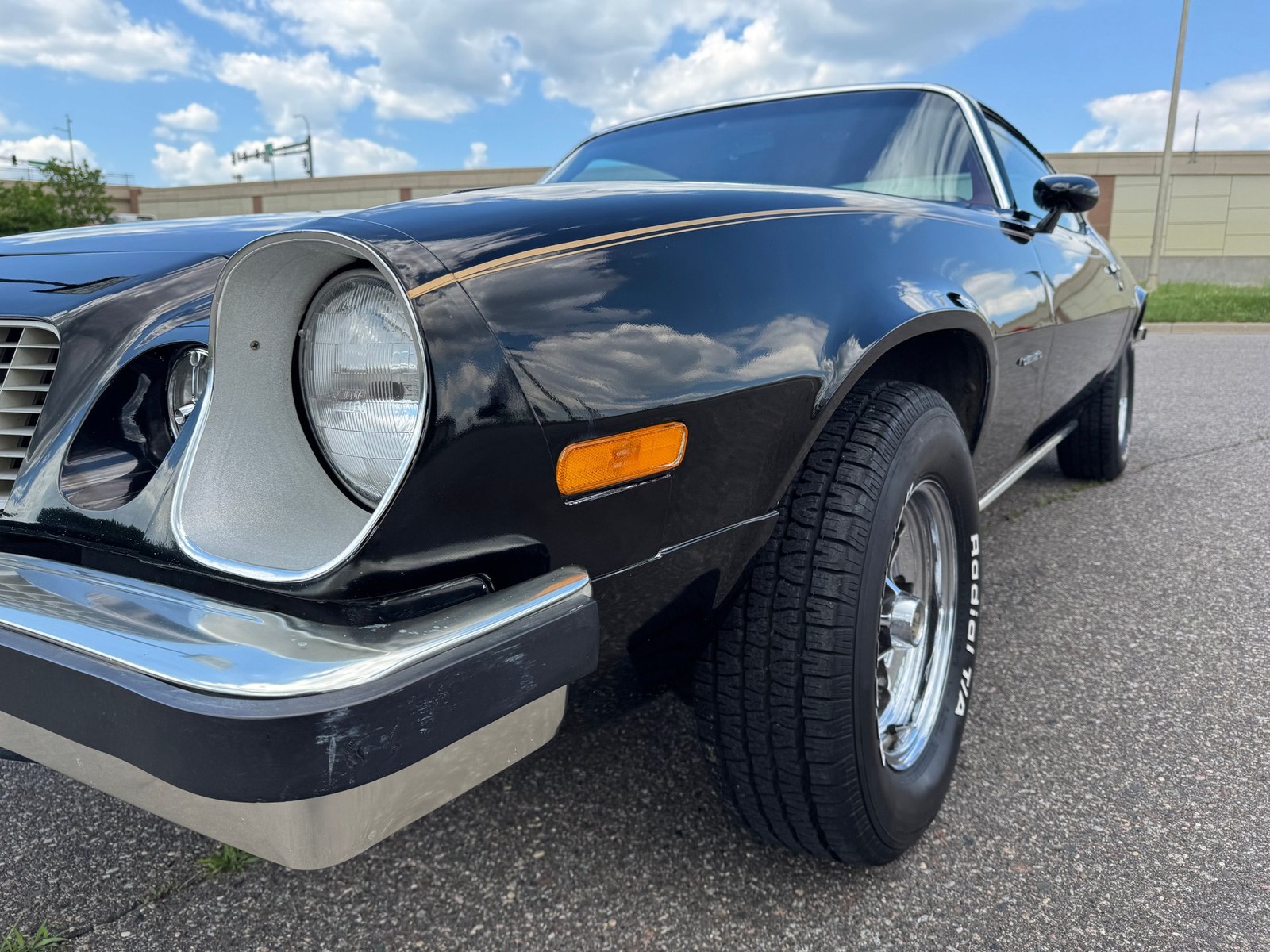 Chevrolet-Camaro-4-Speed-1977-19