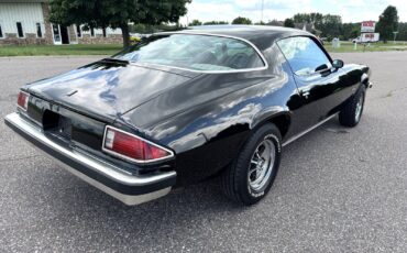 Chevrolet-Camaro-4-Speed-1977-2