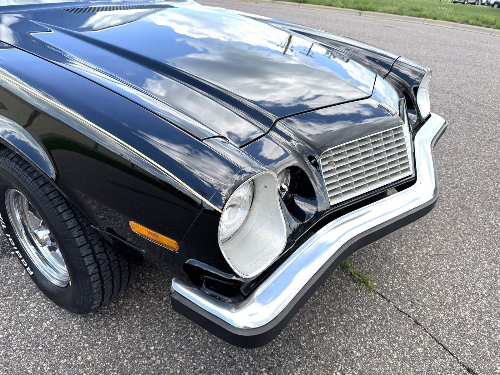 Chevrolet-Camaro-4-Speed-1977-24