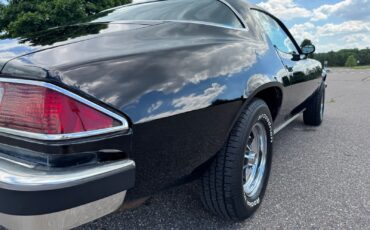 Chevrolet-Camaro-4-Speed-1977-27