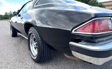 Chevrolet-Camaro-4-Speed-1977-31