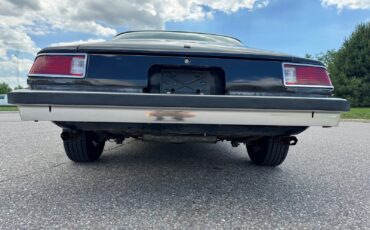 Chevrolet-Camaro-4-Speed-1977-33