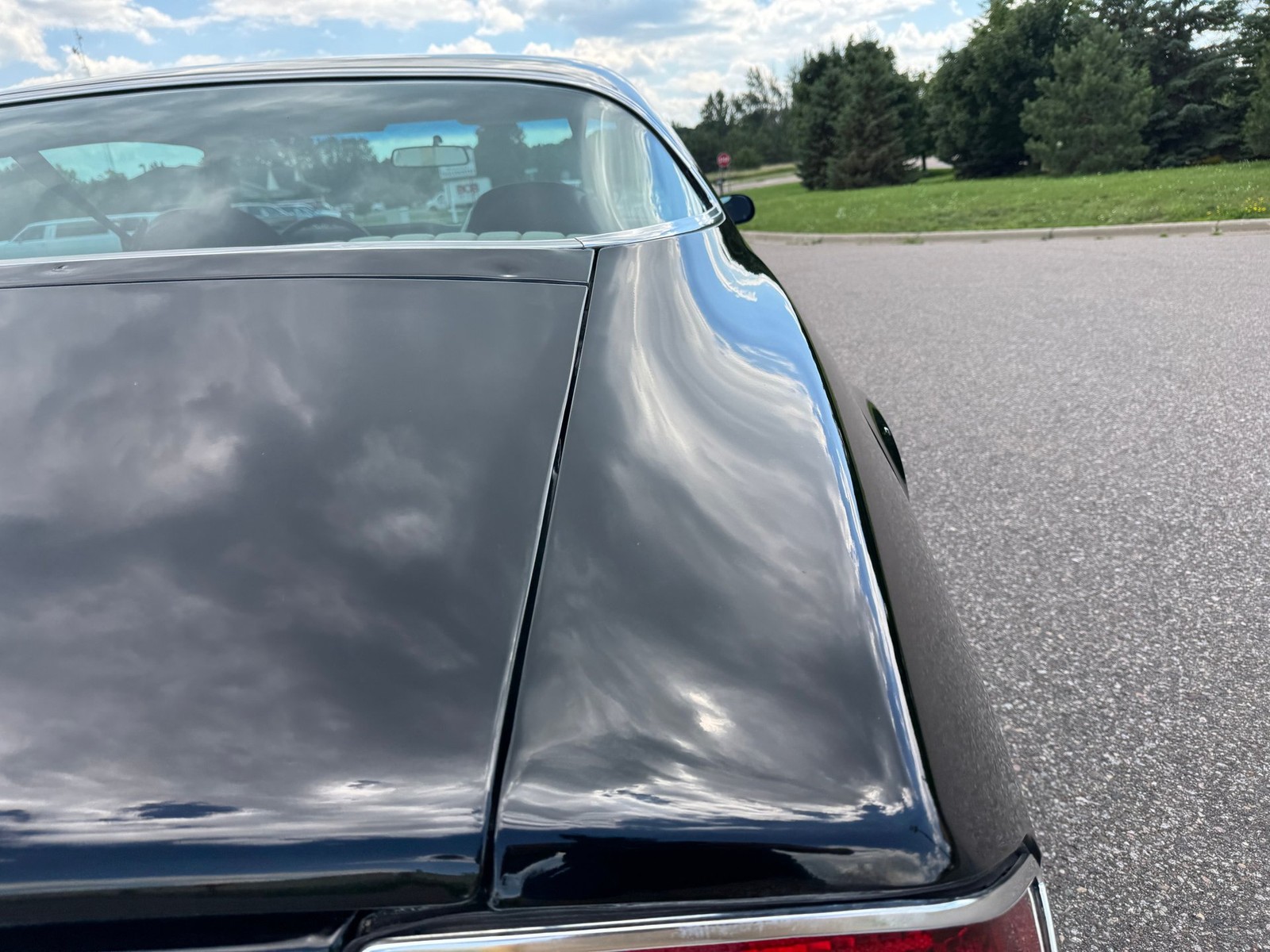 Chevrolet-Camaro-4-Speed-1977-37