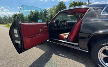 Chevrolet-Camaro-4-Speed-1977-9