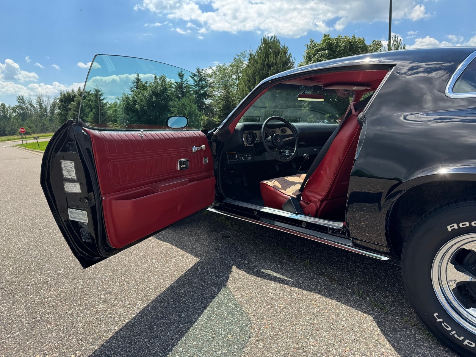 Chevrolet-Camaro-4-Speed-1977-9