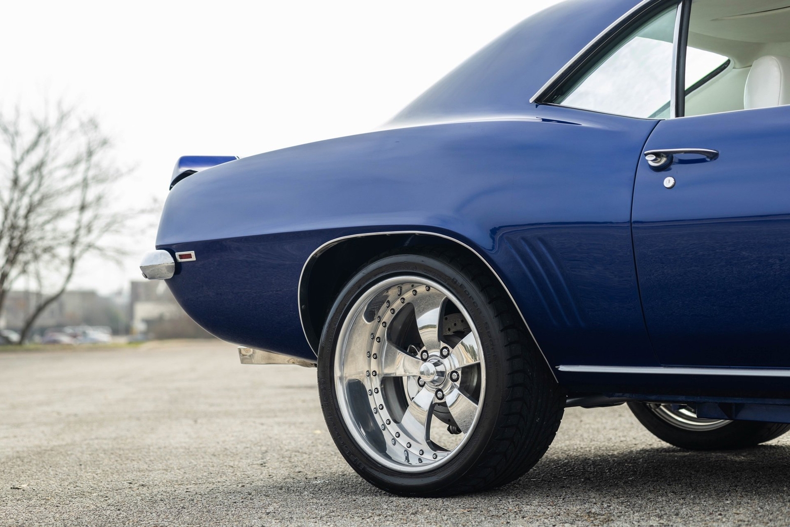 Chevrolet-Camaro-LS9-Restomod-1969-2D-Coupe-29