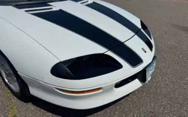Chevrolet-Camaro-Z28-1994-Hatchback-24