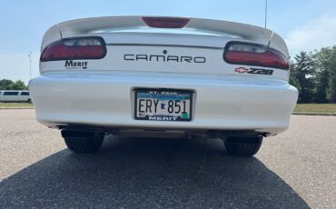 Chevrolet-Camaro-Z28-1994-Hatchback-33