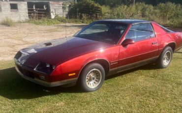 Chevrolet-Camaro-berlinetta-1986-red-2