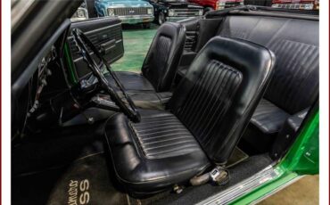 Chevrolet-Camaro-convertible-1968-green-2