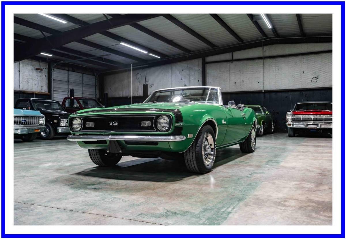 Chevrolet-Camaro-convertible-1968-green