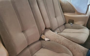 Chevrolet-Camaro-iroc-z-1986-Bright-Red-Saddle-Tan-15
