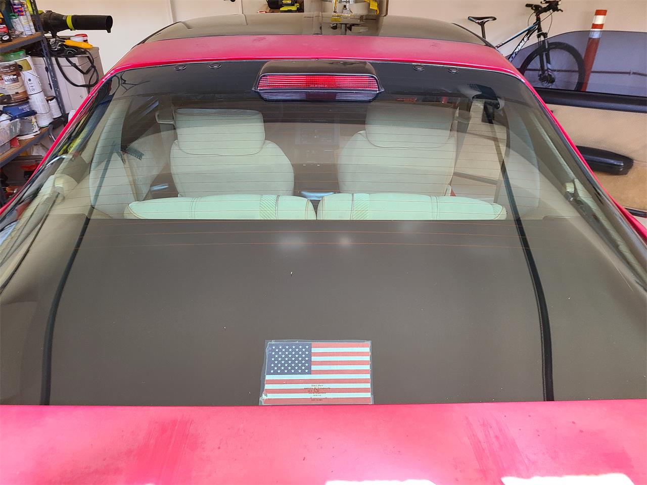 Chevrolet-Camaro-iroc-z-1986-Bright-Red-Saddle-Tan-16