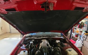 Chevrolet-Camaro-iroc-z-1986-Bright-Red-Saddle-Tan-3