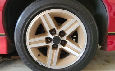 Chevrolet-Camaro-iroc-z-1986-Bright-Red-Saddle-Tan-4