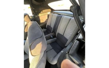 Chevrolet-Camaro-iroc-z-1988-Red-Gray-and-Black-20