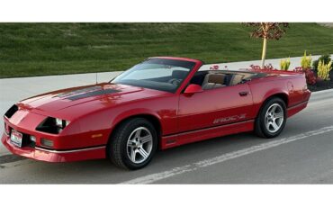 Chevrolet-Camaro-iroc-z-1988-Red-Gray-and-Black-24
