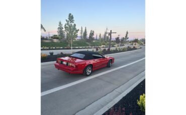 Chevrolet-Camaro-iroc-z-1988-Red-Gray-and-Black