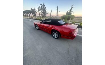 Chevrolet-Camaro-iroc-z-1988-Red-Gray-and-Black-7