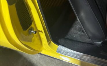 Chevrolet-Camaro-on-1969-yellow-1