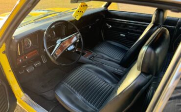 Chevrolet-Camaro-on-1969-yellow-9