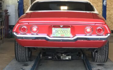 Chevrolet-Camaro-rs-1972-Red-white-vinyl-ro-White-3
