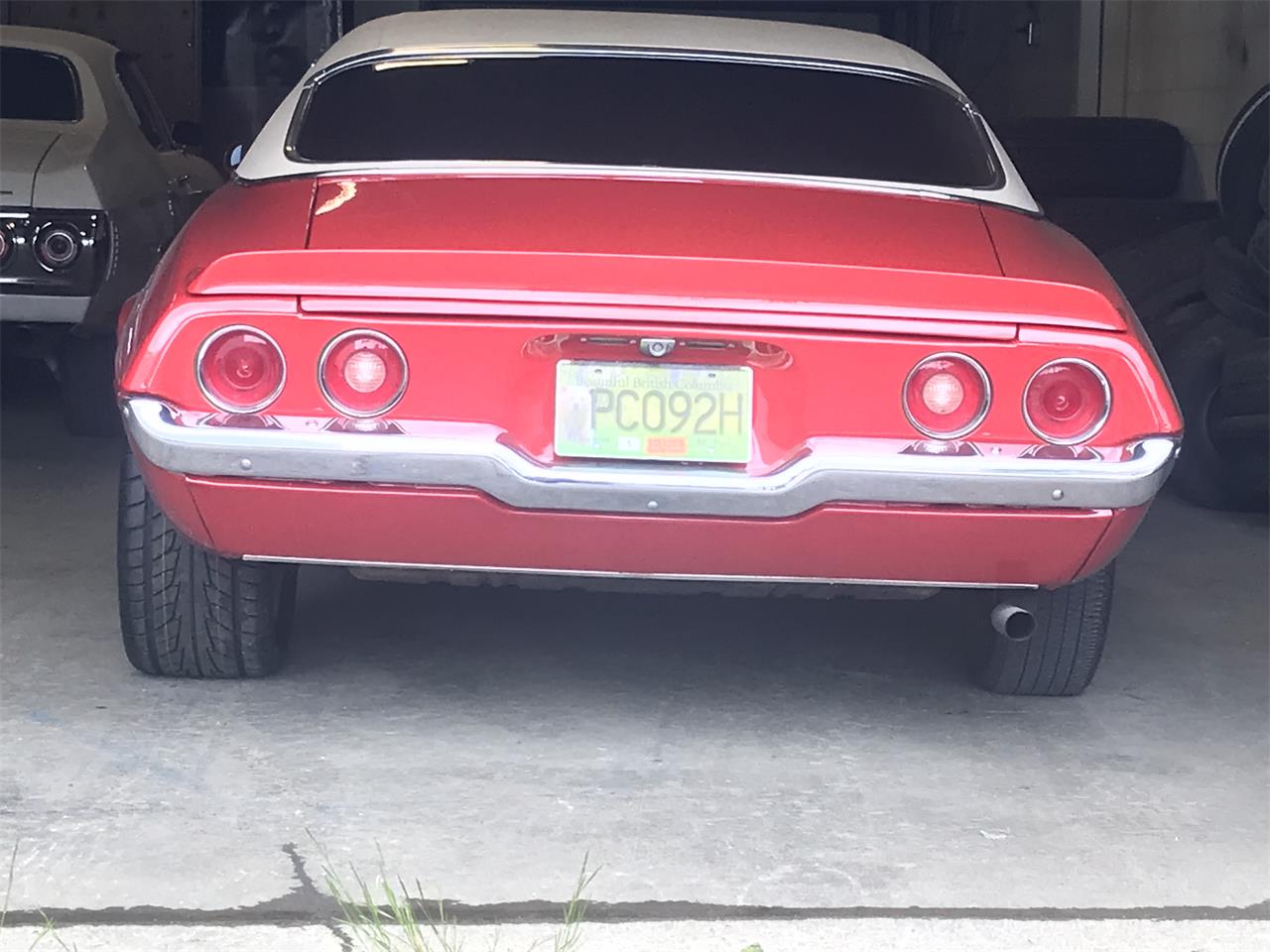 Chevrolet-Camaro-rs-1972-Red-white-vinyl-ro-White-4