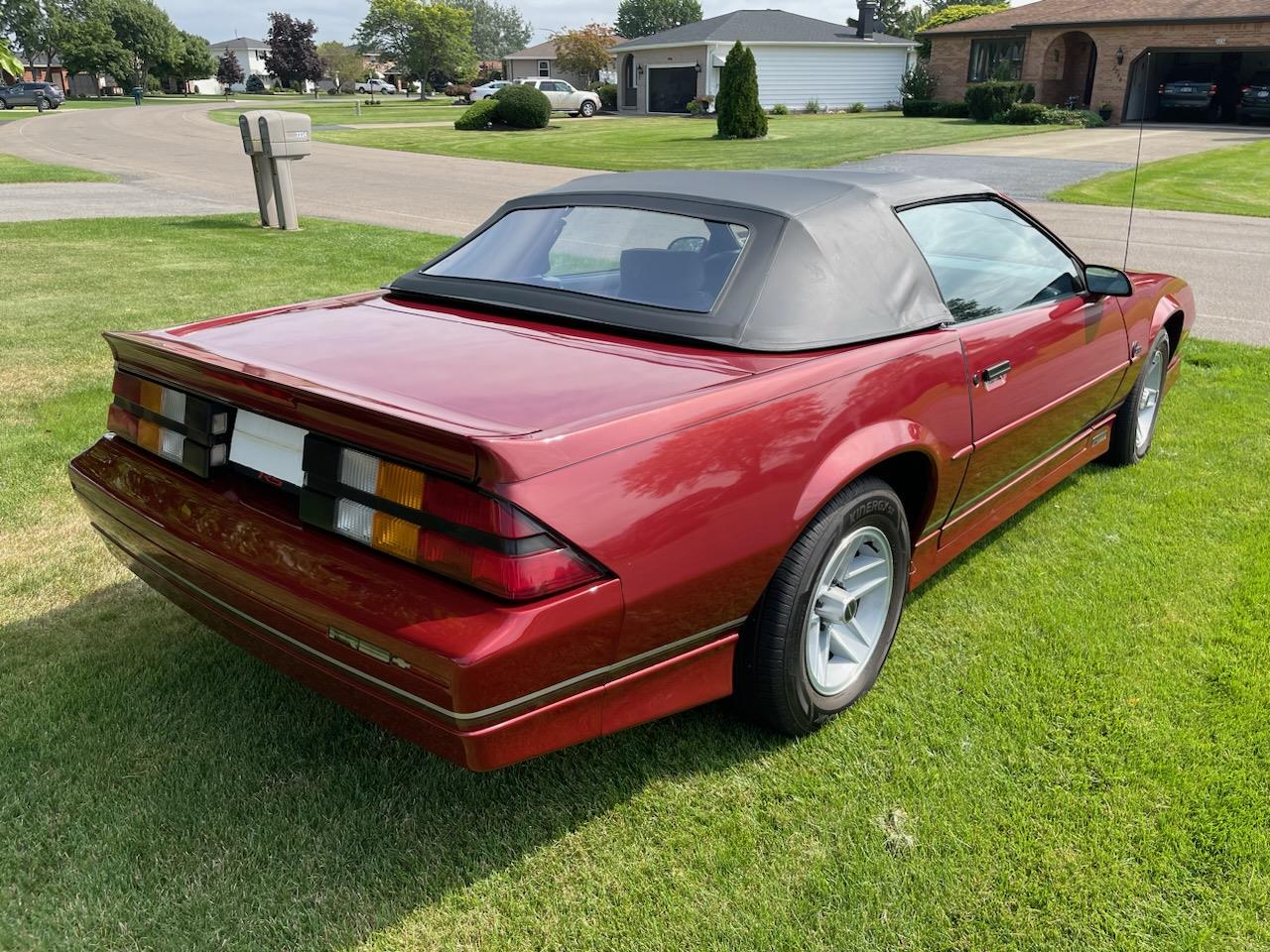 Chevrolet-Camaro-rs-1989-Dark-Red-Gray-3
