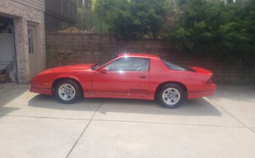 Chevrolet-Camaro-rs-1989-Red-Gray-4