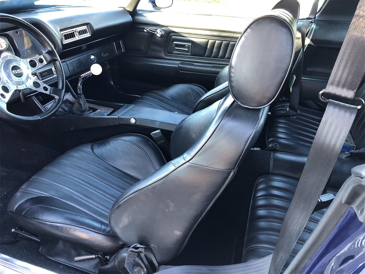 Chevrolet-Camaro-rsss-1970-Cobalt-Bluesilver-Black-9