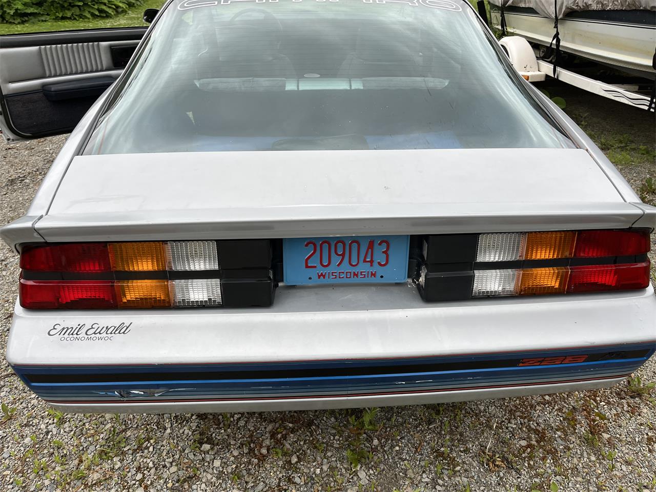 Chevrolet-Camaro-z28-1982-Silver-Bluegray-16