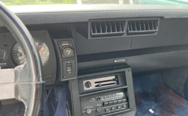 Chevrolet-Camaro-z28-1982-Silver-Bluegray-27