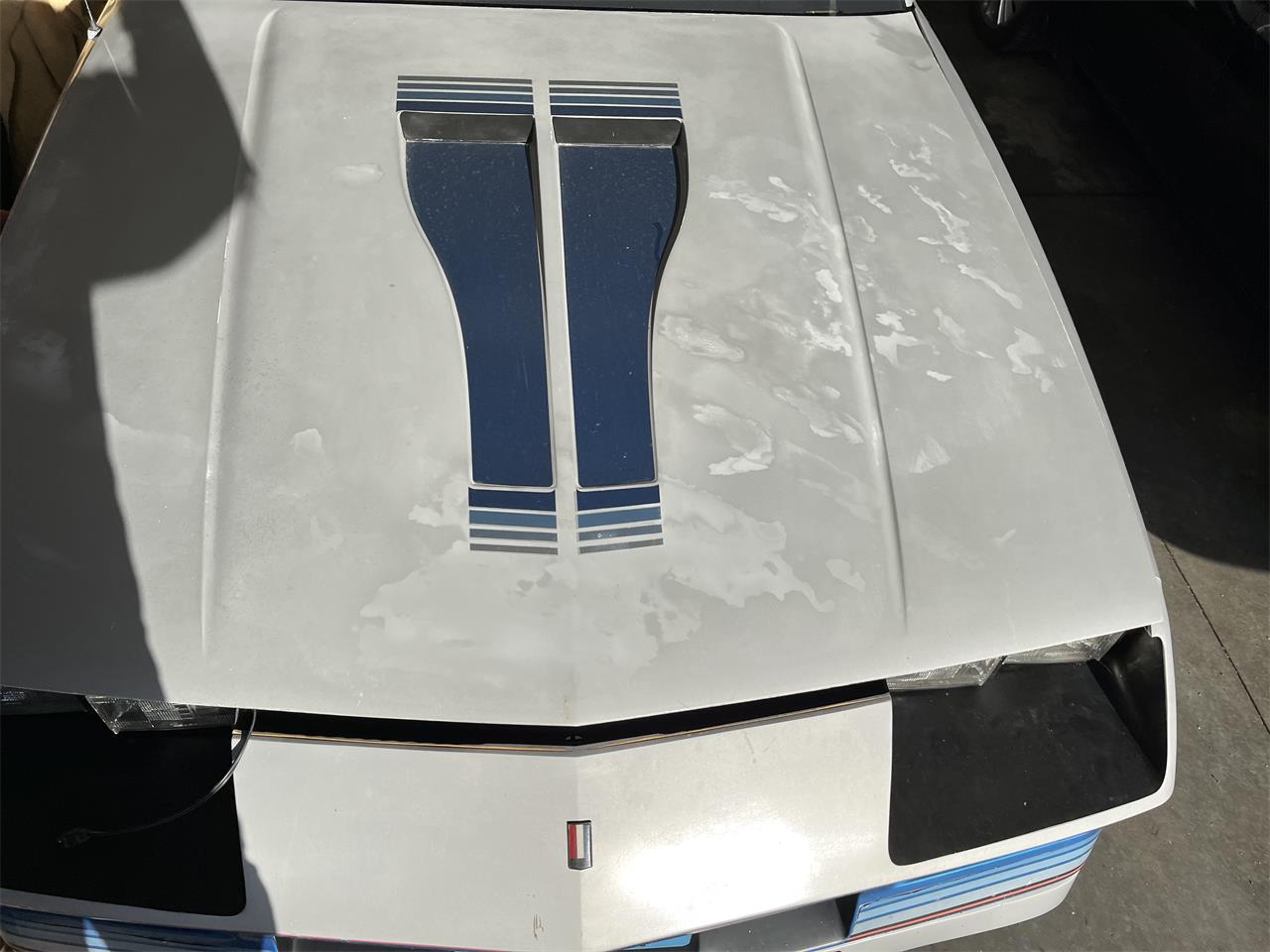 Chevrolet-Camaro-z28-1982-Silver-Bluegray-3