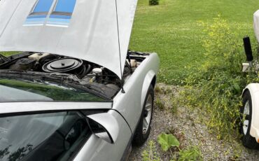 Chevrolet-Camaro-z28-1982-Silver-Bluegray-7