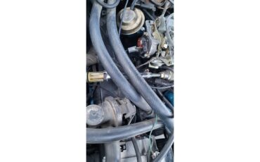 Chevrolet-Camaro-z28-1984-Black-Black-32